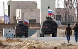 [ẢNH] Căn cứ thứ ba ở Syria: Quân đội Nga triển khai cách Thổ Nhĩ Kỳ chỉ 5 km