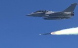 [ẢNH] J-20 Trung Quốc không thể thống trị bầu trời châu Á khi thua xa Rafale Ấn Độ?