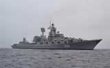 [ẢNH] Tại sao NATO vẫn phải lo sợ tàu tuần dương tên lửa Nguyên soái Ustinov?
