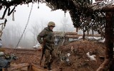 [ẢNH] Quan chức Nga cảnh báo ‘đòn giáng mạnh vào Kiev’ nếu Ukraine tấn công Donbass
