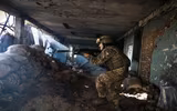 [ẢNH] Quan chức Nga cảnh báo ‘đòn giáng mạnh vào Kiev’ nếu Ukraine tấn công Donbass