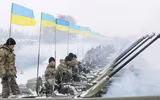 [ẢNH] Ukraine dồn 90.000 quân, 450 xe tăng, hơn 100 máy bay áp sát Donbass