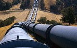 [ẢNH] Nghị sĩ Nga nói về cách duy nhất để buộc Kiev trả lại nước ngọt cho Crimea