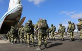 [ẢNH] Nga tăng cường đơn vị lính dù tinh nhuệ tới Crimea giữa căng thẳng với Ukraine