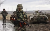 [ẢNH] Tổng tham mưu trưởng Ukraine phản ứng khi 28 nhóm tác chiến Nga áp sát biên giới