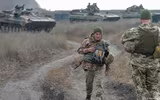 [ẢNH] Vì sao Nga cố tình không ngụy trang khi điều quân tới sát biên giới Ukraine?