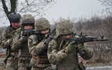 [ẢNH] Nga điều tập đoàn quân từng đánh bại Gruzia áp sát biên giới Ukraine