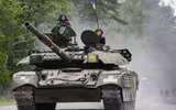[ẢNH] Báo Mỹ: Xe tăng T-84 Oplot Ukraine vượt trội T-90S Nga