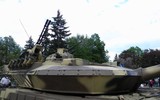 [ẢNH] Xe tăng T-64E Ukraine thành 