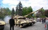 [ẢNH] Xe tăng T-64E Ukraine thành 