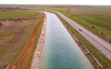 [ẢNH] Nghị sĩ Nga nói về cách duy nhất để buộc Kiev trả lại nước ngọt cho Crimea