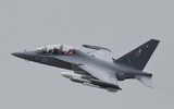 [ẢNH] Hải quân Nga nhận hàng loạt Yak-130 để ‘đón’ siêu tàu sân bay tương lai?