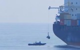 [ẢNH] Nga gửi tín hiệu tới Israel khi bảo vệ tàu chở dầu Iran tới Syria