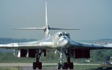 [ẢNH] Thực hư vụ ‘thiên nga trắng’ Tu-160 khiến ‘quái điểu’ F-35 hụt hơi