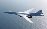 [ẢNH] Thực hư vụ ‘thiên nga trắng’ Tu-160 khiến ‘quái điểu’ F-35 hụt hơi