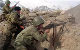 [ẢNH] Giao tranh dữ dội bất ngờ nổ ra giữa Quân đội Tajikistan và Kyrgyzstan