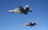 [ẢNH] Tiêm kích F-35 cố tình phơi mình để hàng loạt tổ hợp phòng không Nga phát hiện từ xa?