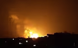 [ẢNH] Israel liên tiếp tấn công mục tiêu Iran gần căn cứ quân sự Nga