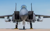 [ẢNH] ‘Đại bàng bất bại‘ F-15E gây sốc khi mang cùng lúc 5 tên lửa tàng hình nặng 1 tấn