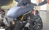[ẢNH] ‘Đại bàng bất bại‘ F-15E gây sốc khi mang cùng lúc 5 tên lửa tàng hình nặng 1 tấn