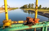 [ẢNH] Nước ngọt từ đáy biển Azov có đủ sức giải tỏa 