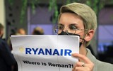 [ẢNH] Châu Âu sẽ phong tỏa không phận Belarus sau vụ ép hạ máy bay Ryanair?
