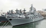 [ẢNH] Tuần dương hạm Moskva sẵn sàng giám sát nhóm tấn công tàu sân bay Anh