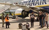 [ẢNH] Châu Âu sẽ phong tỏa không phận Belarus sau vụ ép hạ máy bay Ryanair?