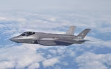 [ẢNH] Sai sót của phi công khiến F-35 Italia suýt bị An-12 Nga bắn hạ?