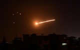 [ẢNH] Israel tiến hành cuộc tấn công lớn nhất trong vài tháng nhằm vào Syria