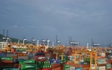 [ẢNH] Vấn đề nghiêm trọng hơn sự cố tắc Kênh đào Suez đang xảy ra tại Trung Quốc