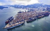 [ẢNH] Vấn đề nghiêm trọng hơn sự cố tắc Kênh đào Suez đang xảy ra tại Trung Quốc