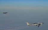 [ẢNH] Vì sao ‘chim ăn thịt’ F-22 phải xuất kích bảo vệ tàu ngầm Mỹ ngay ở cửa ngõ Hawaii?