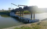 [ẢNH] Nước ngọt bỗng đầy ắp các hồ chứa trên bán đảo Crimea