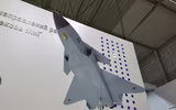 [ẢNH] Nga tiếp tục gây sốc tại MAKS 2021 với tiêm kích tàng hình bí ẩn MiG-49