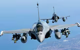 [ẢNH] Su-35 thất bại cực sốc khi lần đầu ‘đọ cánh’ cùng Rafale
