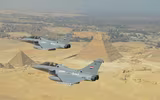 [ẢNH] Su-35 thất bại cực sốc khi lần đầu ‘đọ cánh’ cùng Rafale