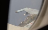 [ẢNH] Su-35S Nga rơi tại Khabarovsk do truy đuổi B-52 Mỹ?