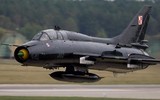 [ẢNH] Quân đội Afghanistan gặp nguy khi Taliban chiếm được cường kích Su-22M