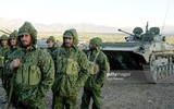 [ẢNH] Quân kháng chiến cắt đường tiếp tế, cô lập nhóm tiên phong của Taliban