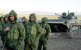 [ẢNH] Quân kháng chiến cắt đường tiếp tế, cô lập nhóm tiên phong của Taliban