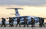[ẢNH] Trực thăng Nga bị xâm nhập khi làm nhiệm vụ di tản người tại sân bay Kabul