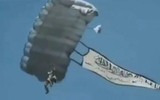 [ẢNH] Taliban dùng quân bài cuối: Mở chiến dịch đổ bộ đường không để chiếm đèo Salang?