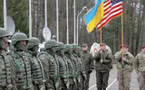[ẢNH] Ukraine sẽ thay Afghanistan nhận hàng chục tỷ USD viện trợ quân sự từ Mỹ?
