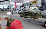 [ẢNH] Ukraine 'giật mình' khi chứng kiến Mi-28NM Nga mang tên lửa Khrizantema-VM 