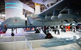 [ẢNH] UAV hạng nặng Aksungur sẽ diệt... cả đại đội xe tăng T-90 trong một lần xuất kích?
