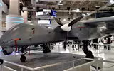 [ẢNH] UAV hạng nặng Aksungur sẽ diệt... cả đại đội xe tăng T-90 trong một lần xuất kích?