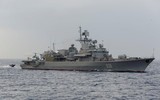 [ẢNH] Soái hạm Ukraine bị vô hiệu hóa trong khi Nga chẳng tốn một viên đạn