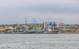[ẢNH] Soái hạm Ukraine bị vô hiệu hóa trong khi Nga chẳng tốn một viên đạn