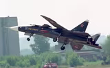 [ẢNH] Tiêm kích hạm thế hệ sáu của Trung Quốc gây sốc khi rất giống Su-47